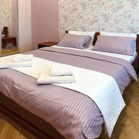 Grand Apartments On Rynok Square ลวีฟ ภายนอก รูปภาพ