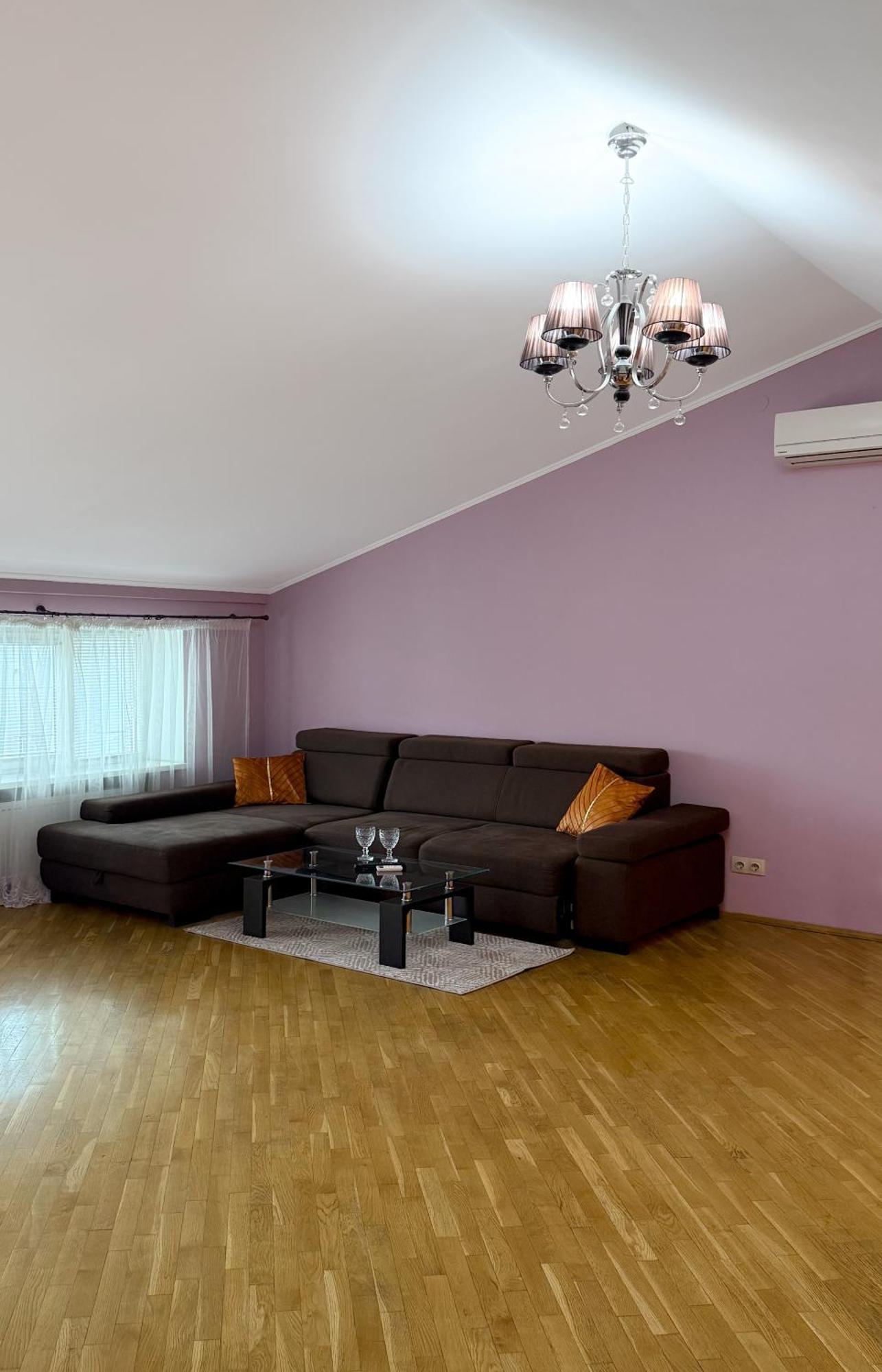 Grand Apartments On Rynok Square ลวีฟ ภายนอก รูปภาพ