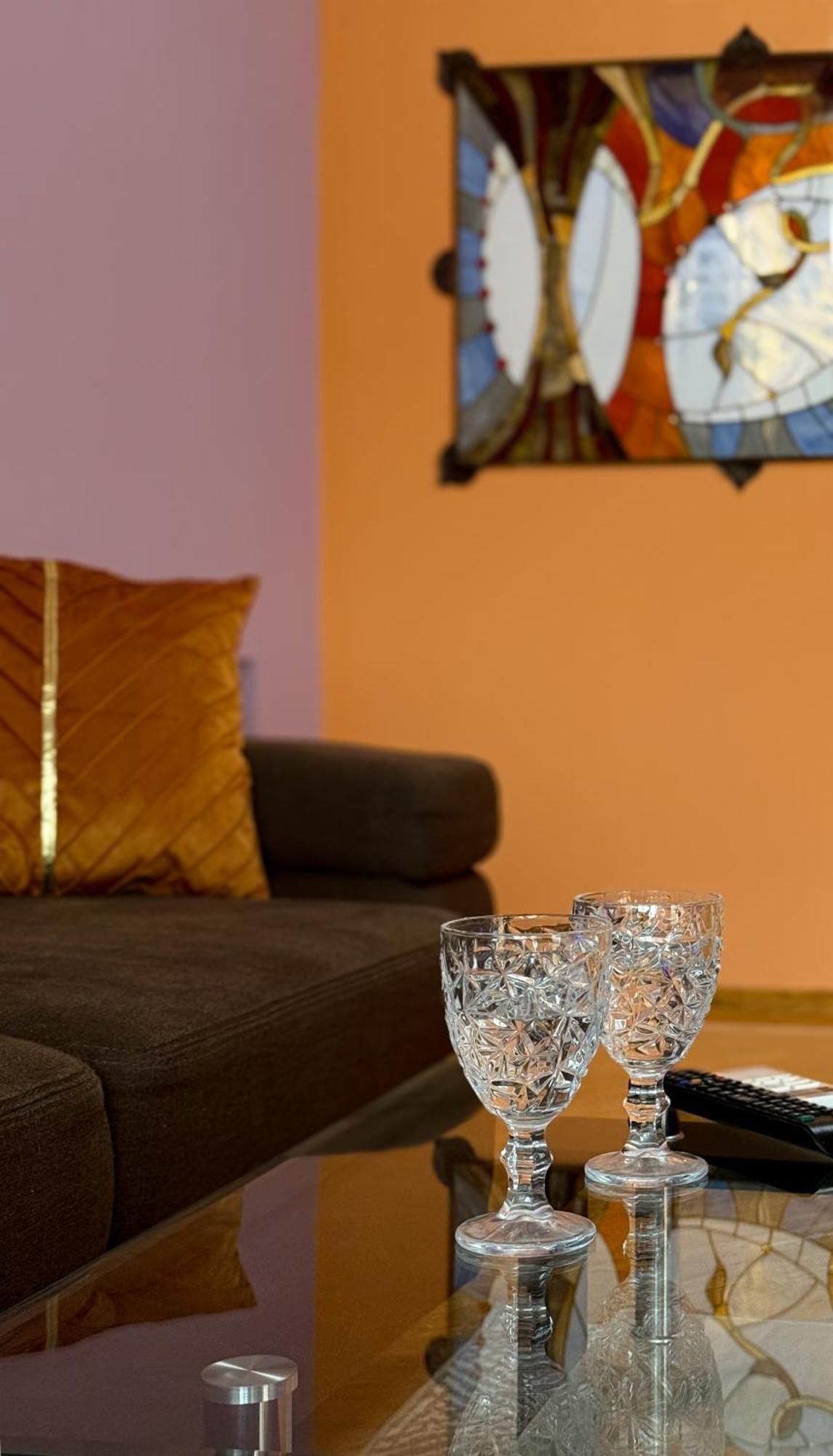 Grand Apartments On Rynok Square ลวีฟ ภายนอก รูปภาพ