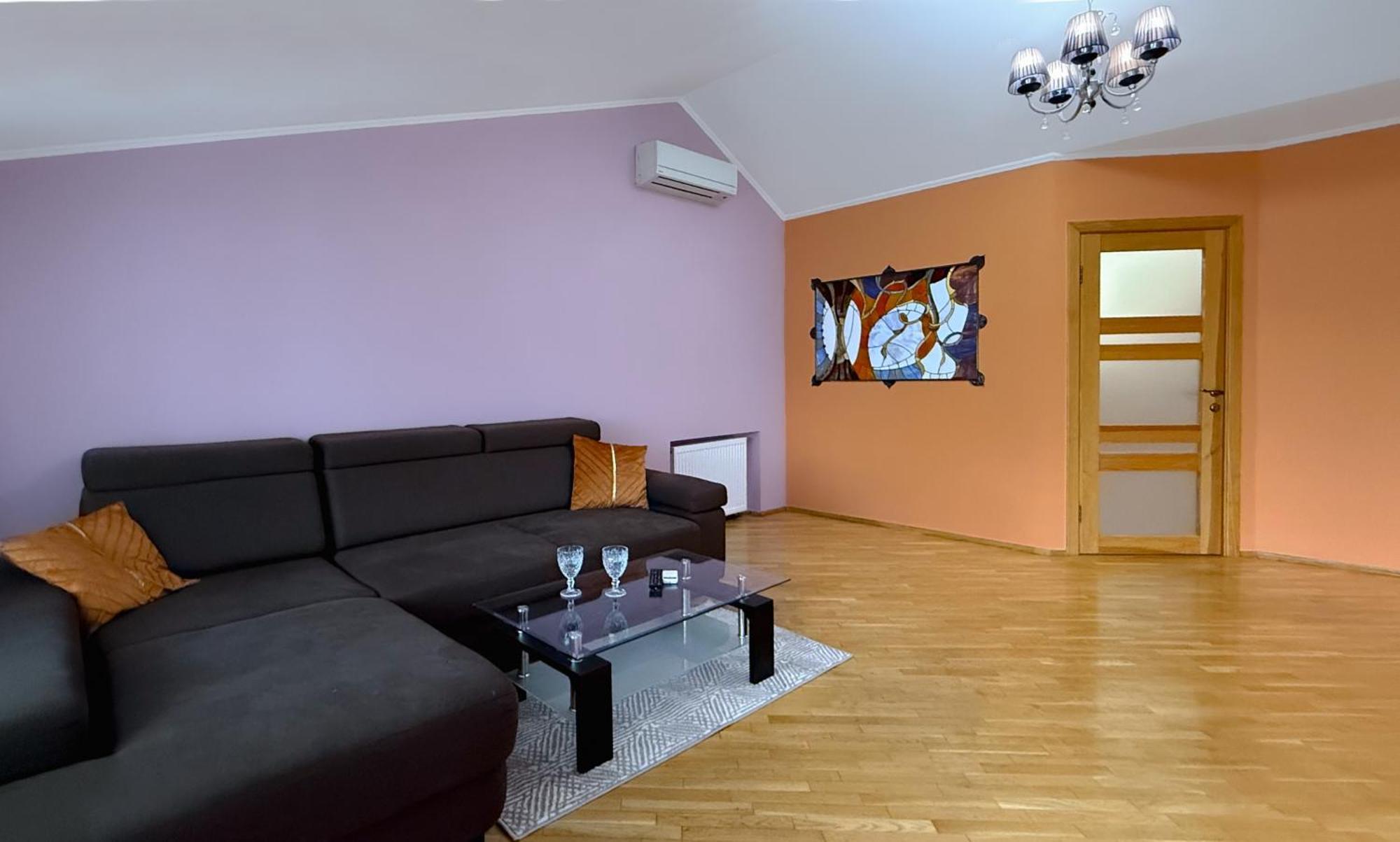 Grand Apartments On Rynok Square ลวีฟ ภายนอก รูปภาพ