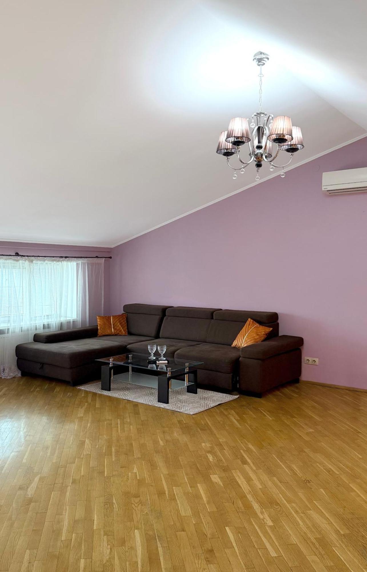 Grand Apartments On Rynok Square ลวีฟ ภายนอก รูปภาพ