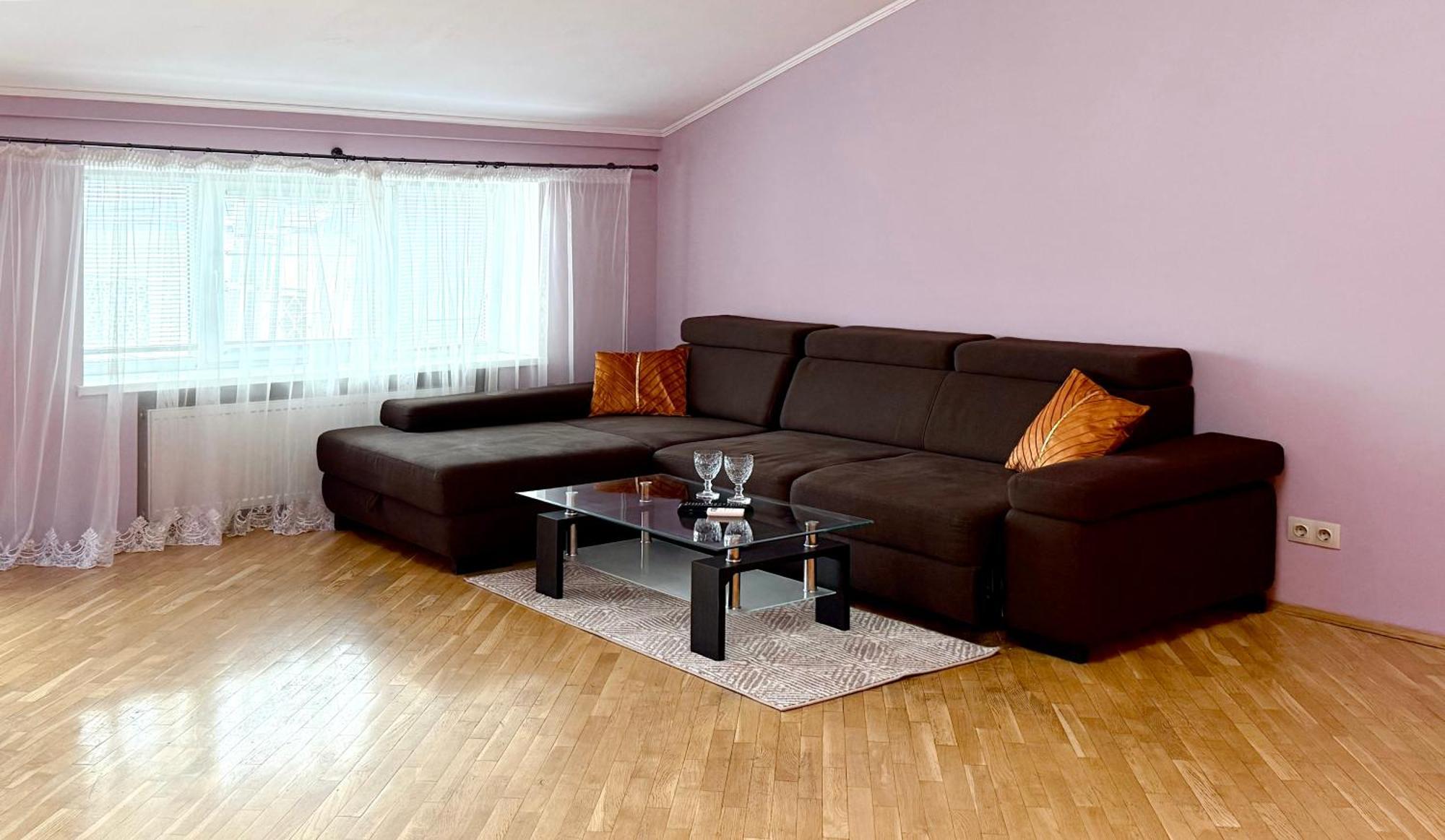 Grand Apartments On Rynok Square ลวีฟ ภายนอก รูปภาพ
