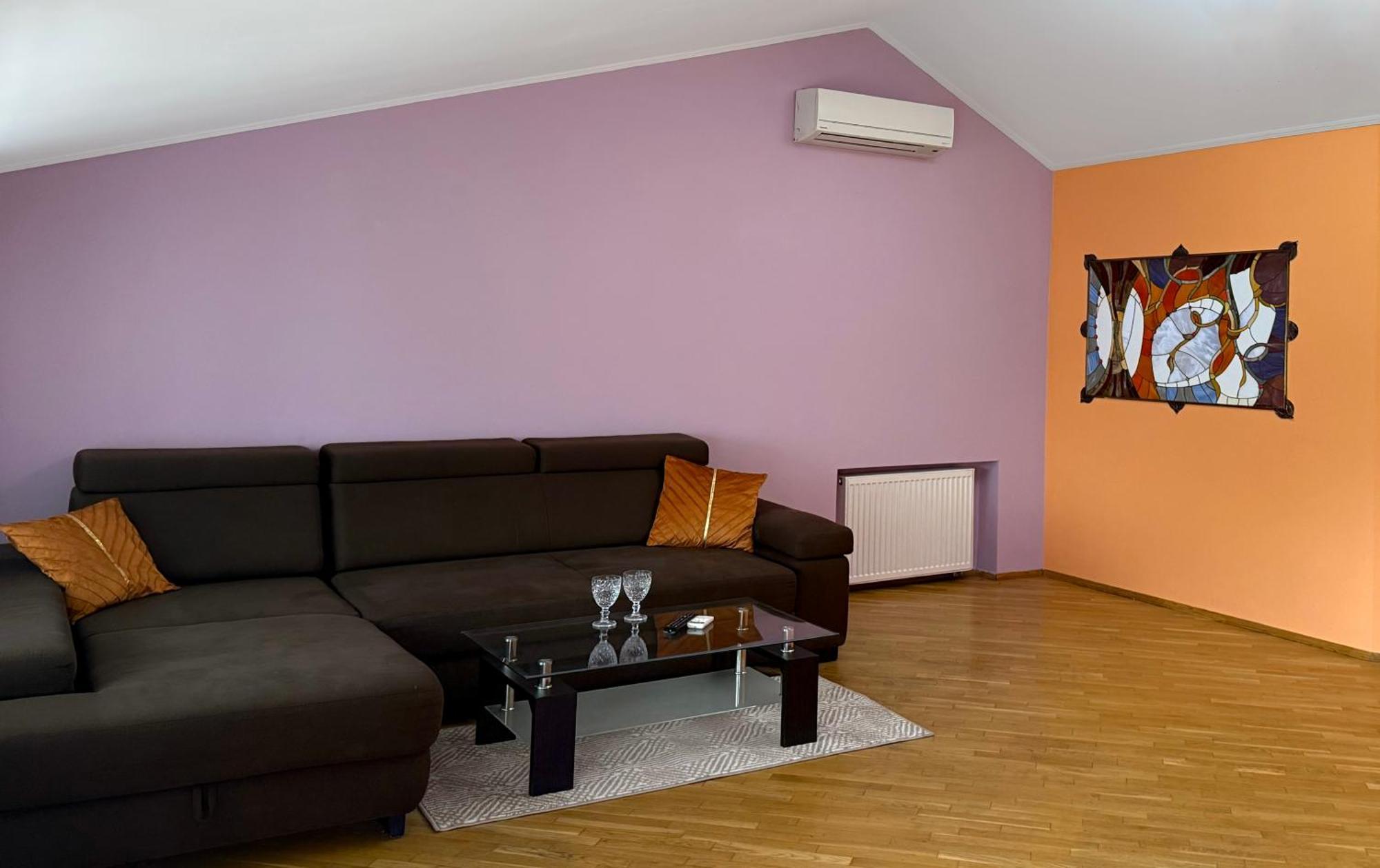 Grand Apartments On Rynok Square ลวีฟ ภายนอก รูปภาพ